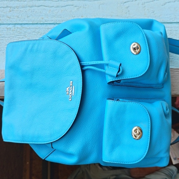 Coach gorgeous Billie Pebble leather like new backpack free shipping - Picture 2 of 13